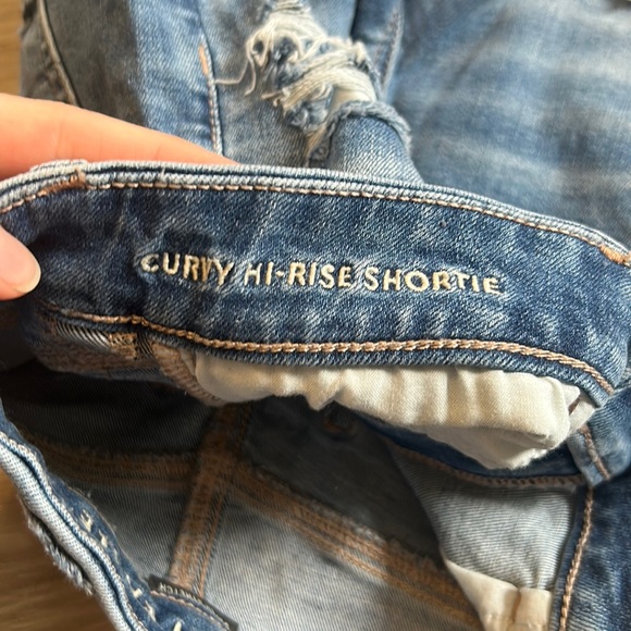American Eagle Curvy Hi-Rise Shortie shorts - Picture 5 of 6